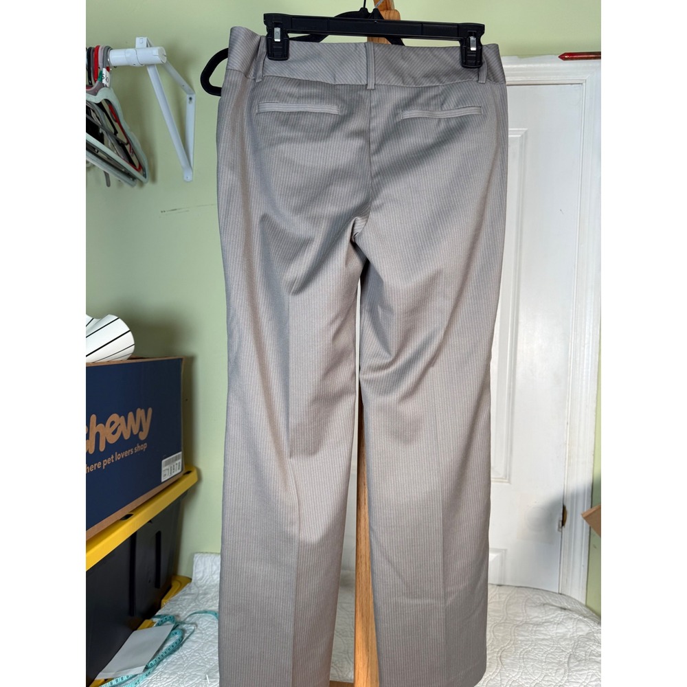 Ann Taylor Signature Petite Gray Pinstripe Dress Pants Size 4P Straight Leg - Picture 2 of 4